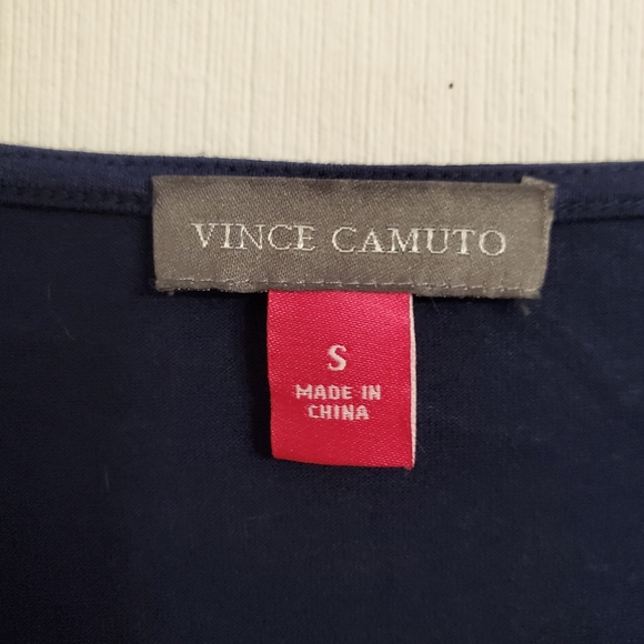 Vince Camuto Women’s Blue Round Neck 3/4 Sleeve Asymmetrical Sheer Hem Tunic - Picture 2 of 5